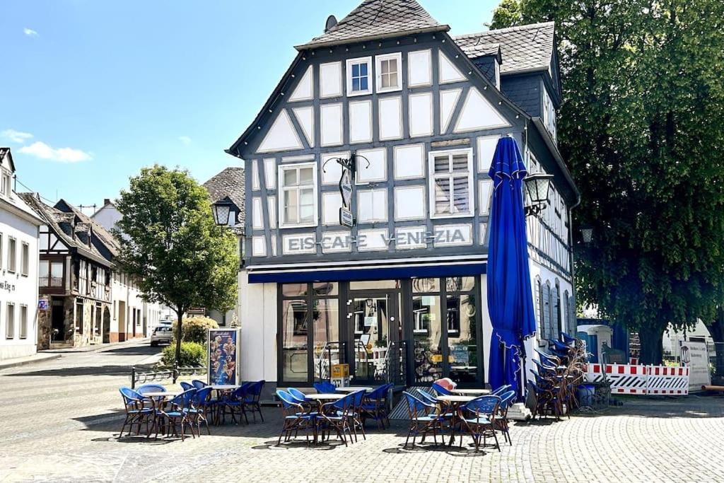 Tiny Apartment With Spacious Terrace On The Rhine Neuwied Eksteriør bilde